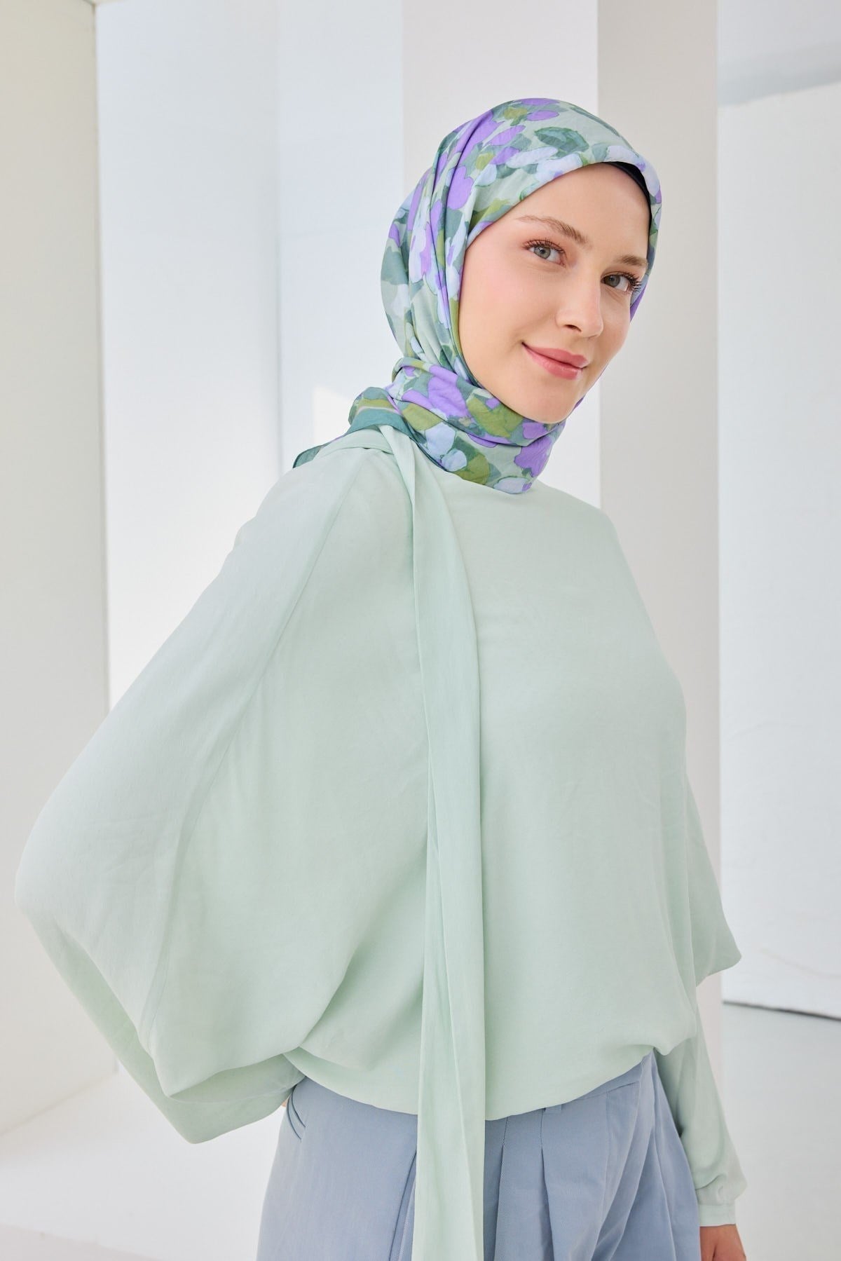 Velora Eşarp Floral Mint Yeşili