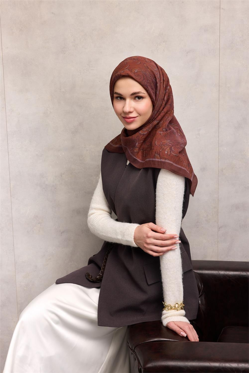 Viskon Velora Eşarp Dört Mevsim Barok Floral Desen Açık Kahve 90x90