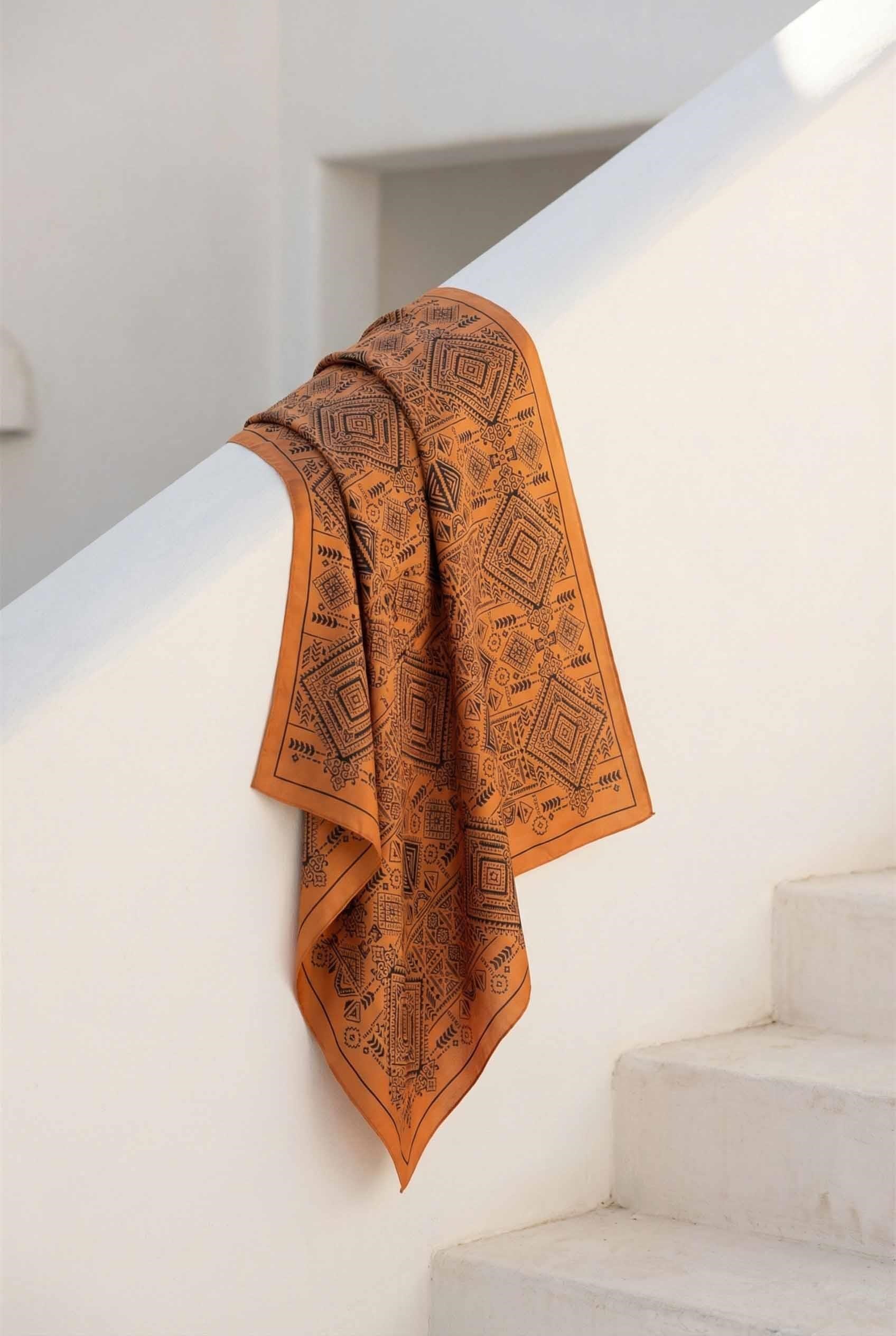 Viskon Velora Eşarp Dört Mevsim Kilim Desen Turuncu 90X90