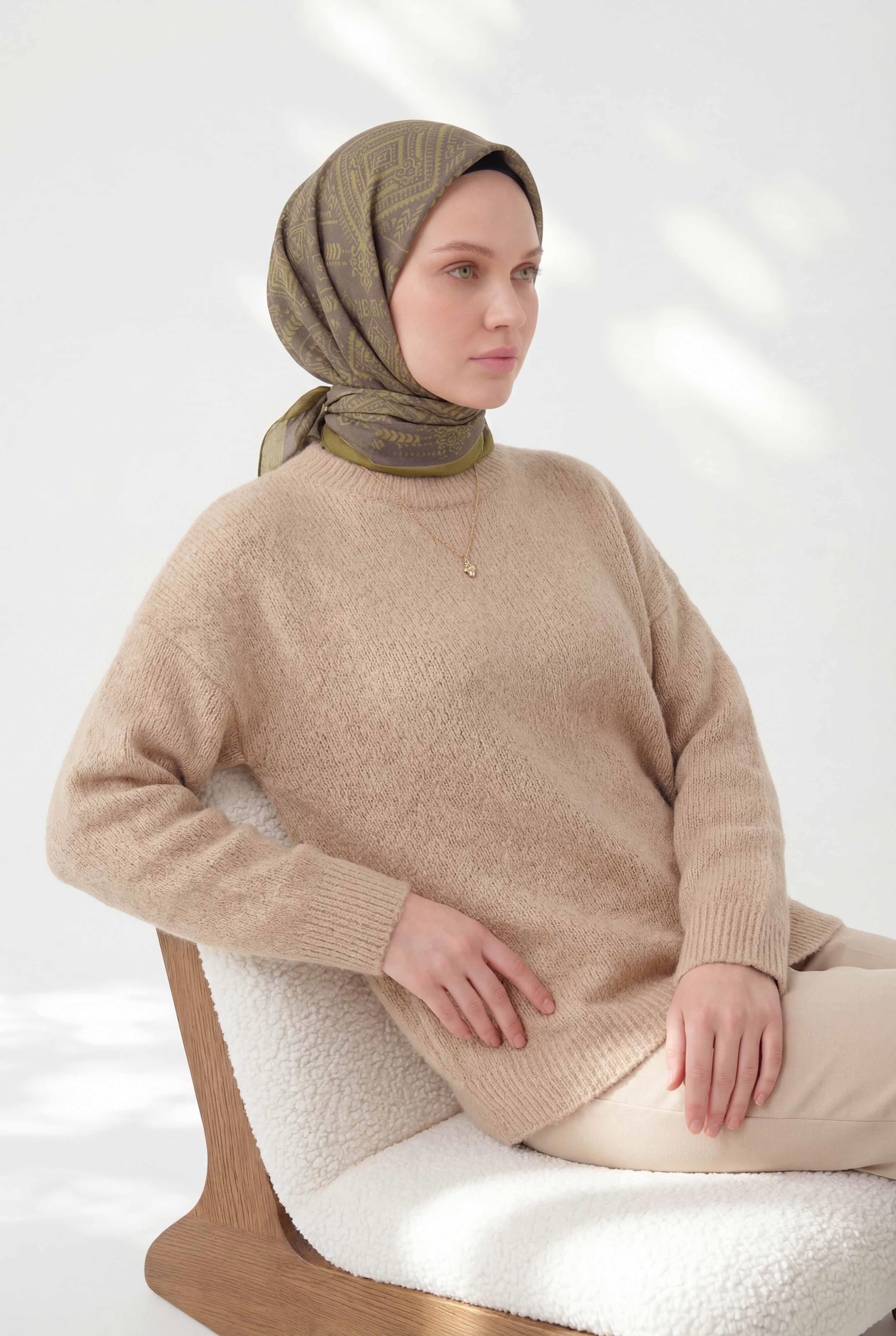 Viskon Velora Eşarp Dört Mevsim Kilim Desen Hardal 90X90