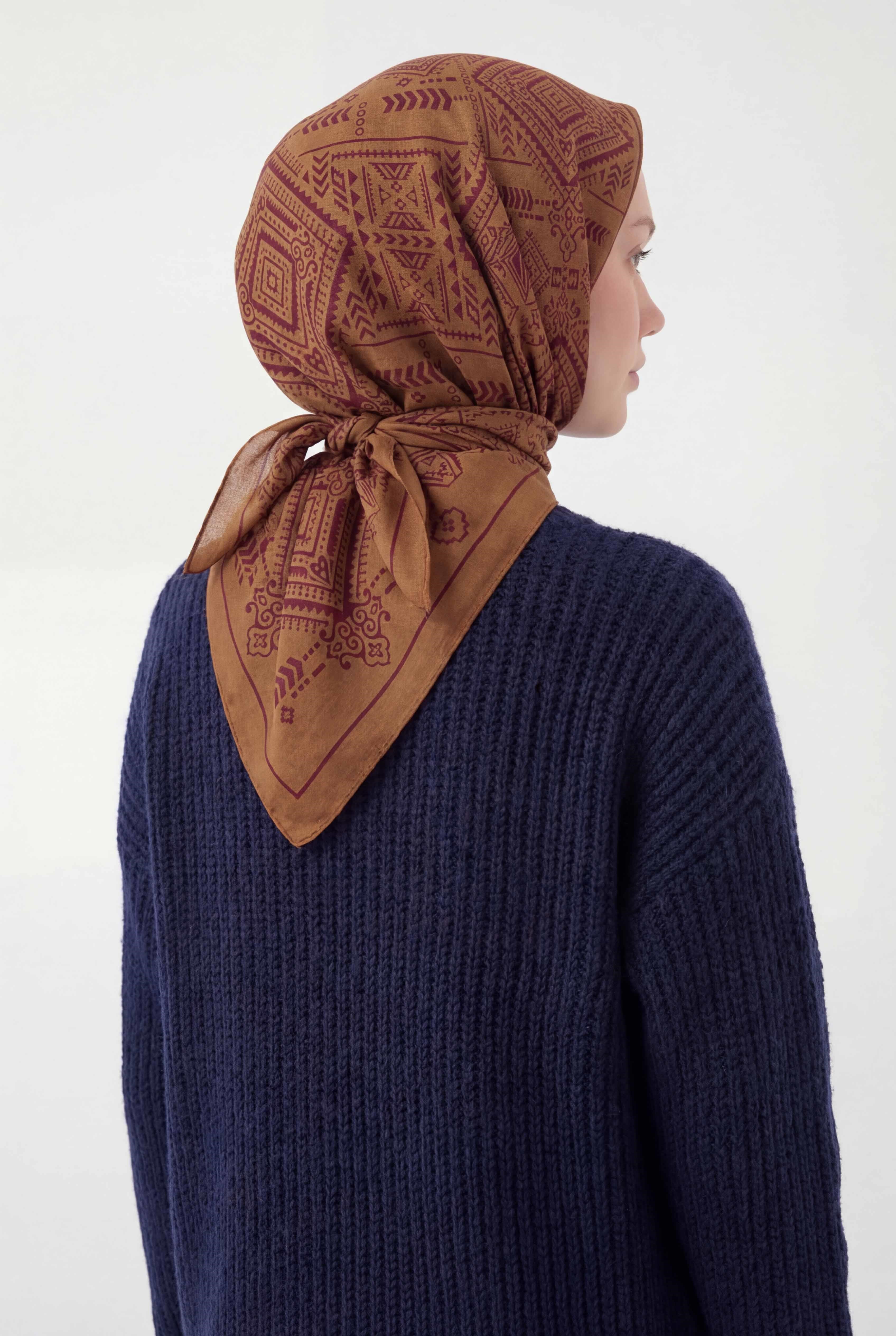 Viskon Velora Eşarp Dört Mevsim Kilim Desen Tarçın 90X90