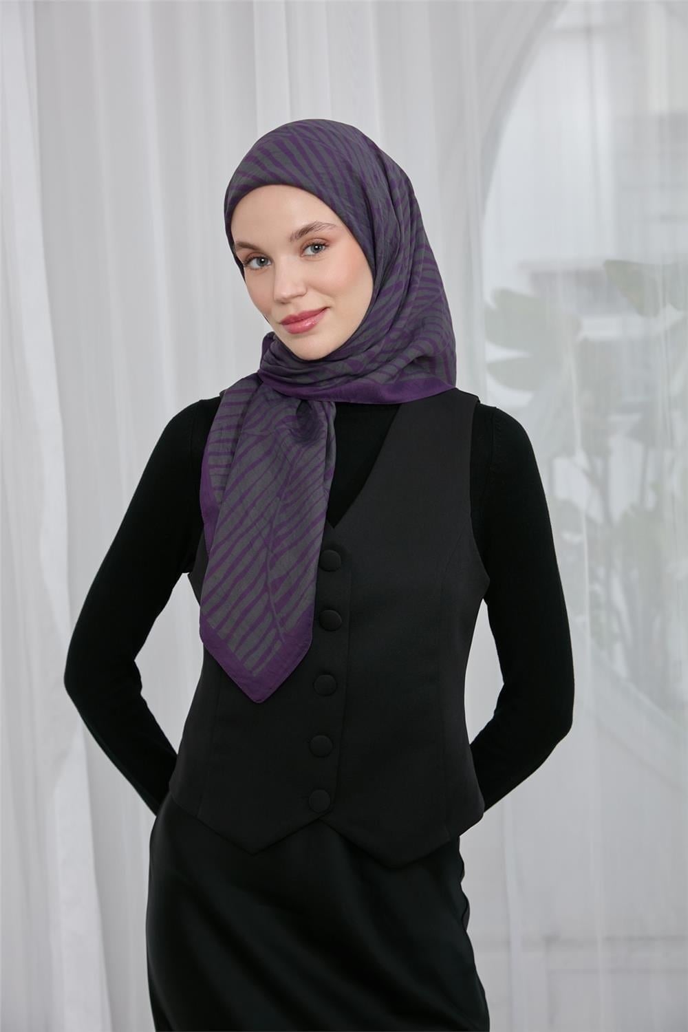 Viskon Velora Eşarp Koyu Mor Küf Yeşili Çizgili Hafif Dökümlü 90x90