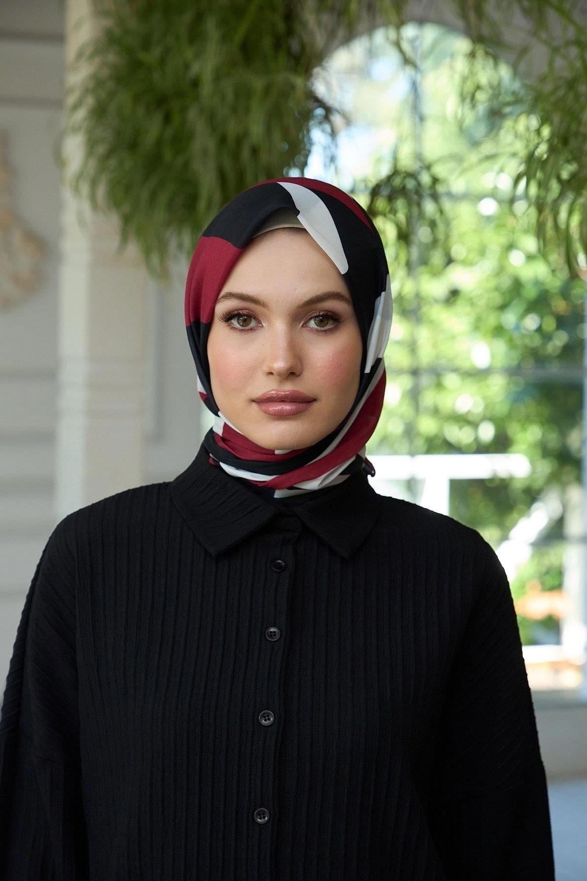 Yaz Işıltısı Koleksiyonu Soft Eşarp Siyah Beyaz Krem 1186-09