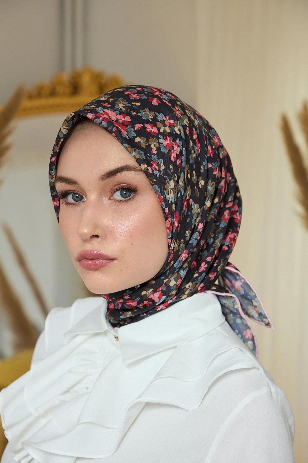 Yaz Işıltısı Koleksiyonu Soft Eşarp Siyah Kırmızı 1191-04