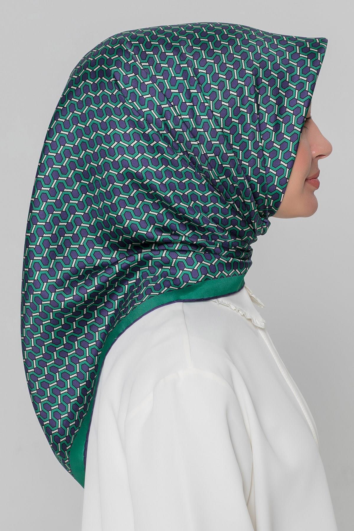 Armine Nostalji Serisi Sura İpek Eşarp 8401DS-90