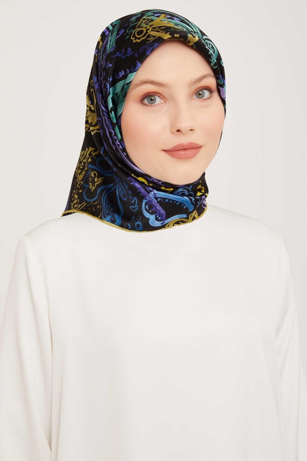 Armine Nostalji Serisi Sura İpek Eşarp 9037-52NS