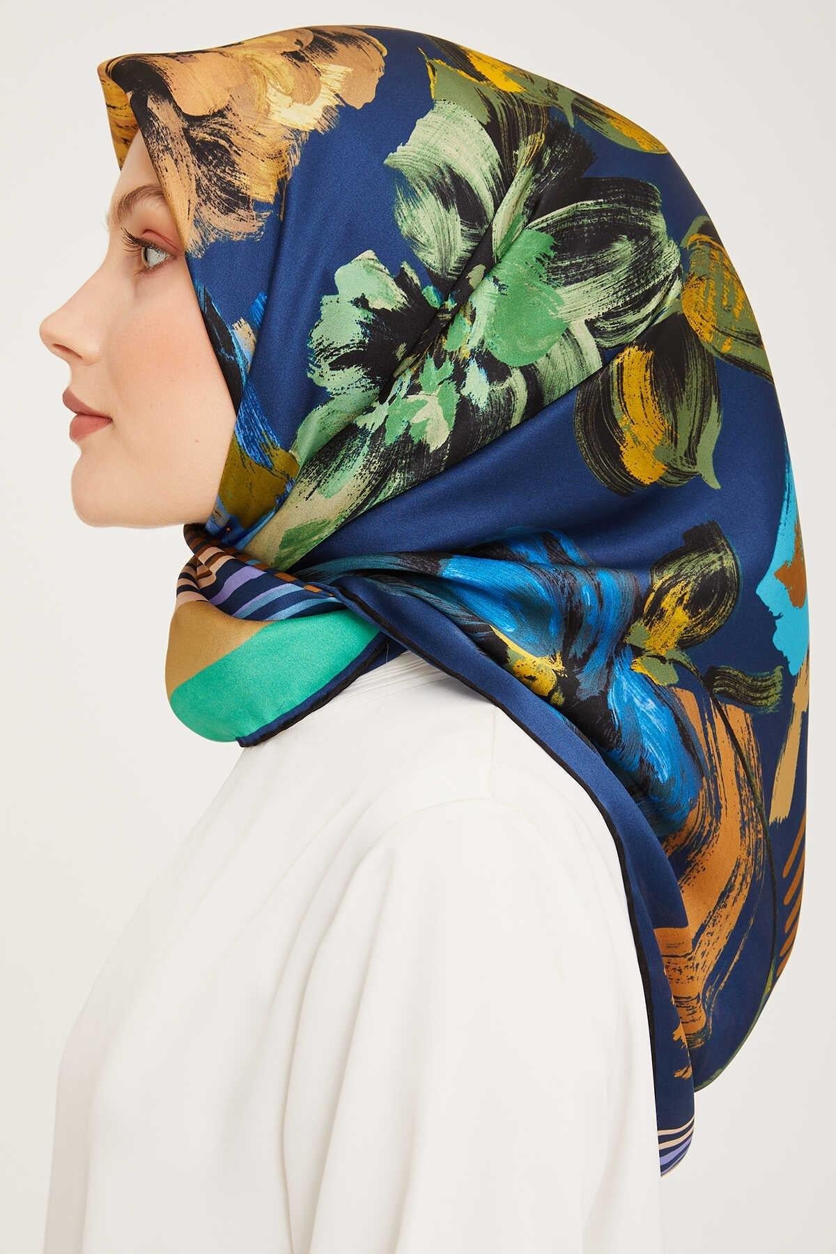 Armine Nostalji Serisi Twill İpek Eşarp 9047-36NT
