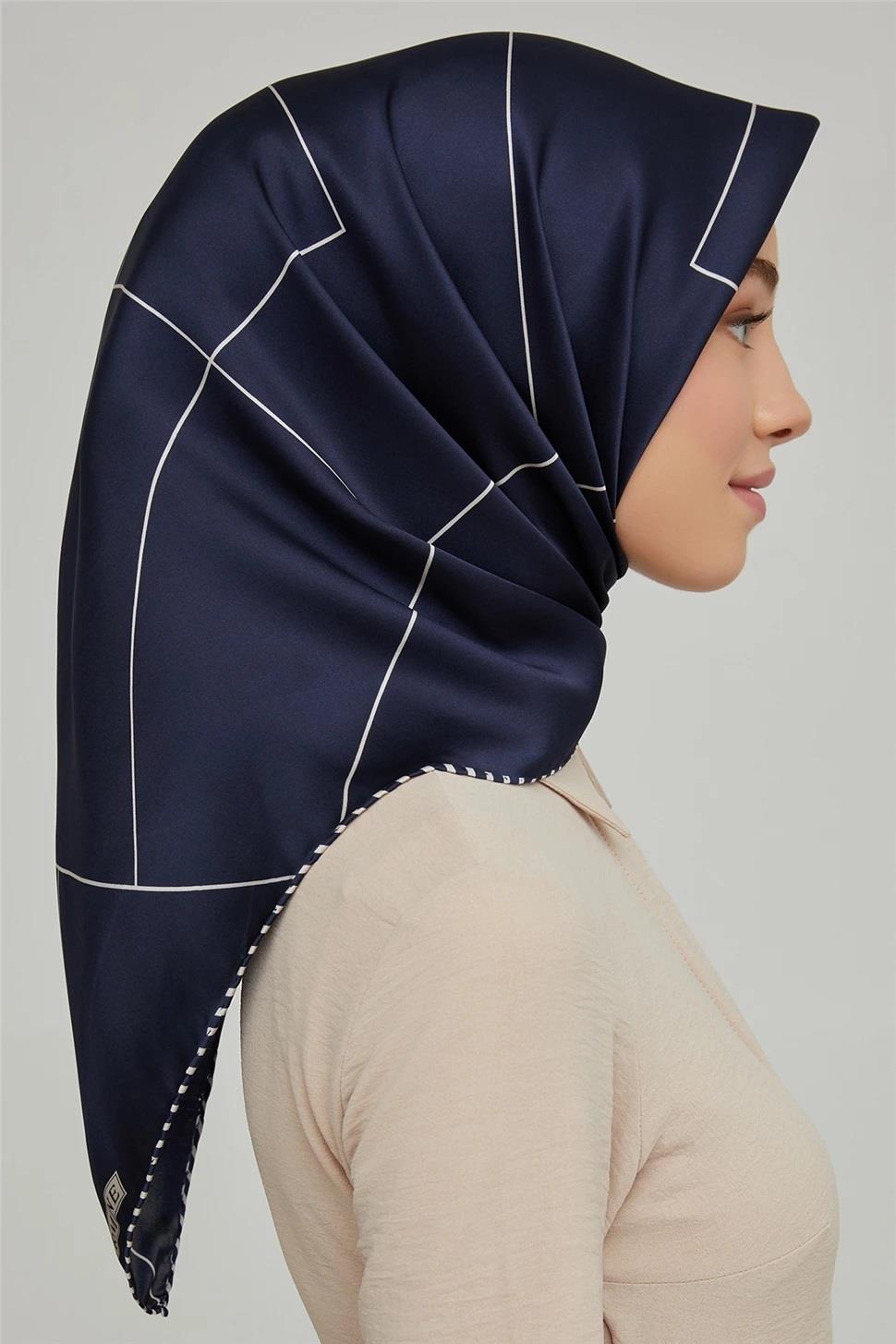 Armine Özel Nostalji Serisi Twill İpek Eşarp 8655D-05