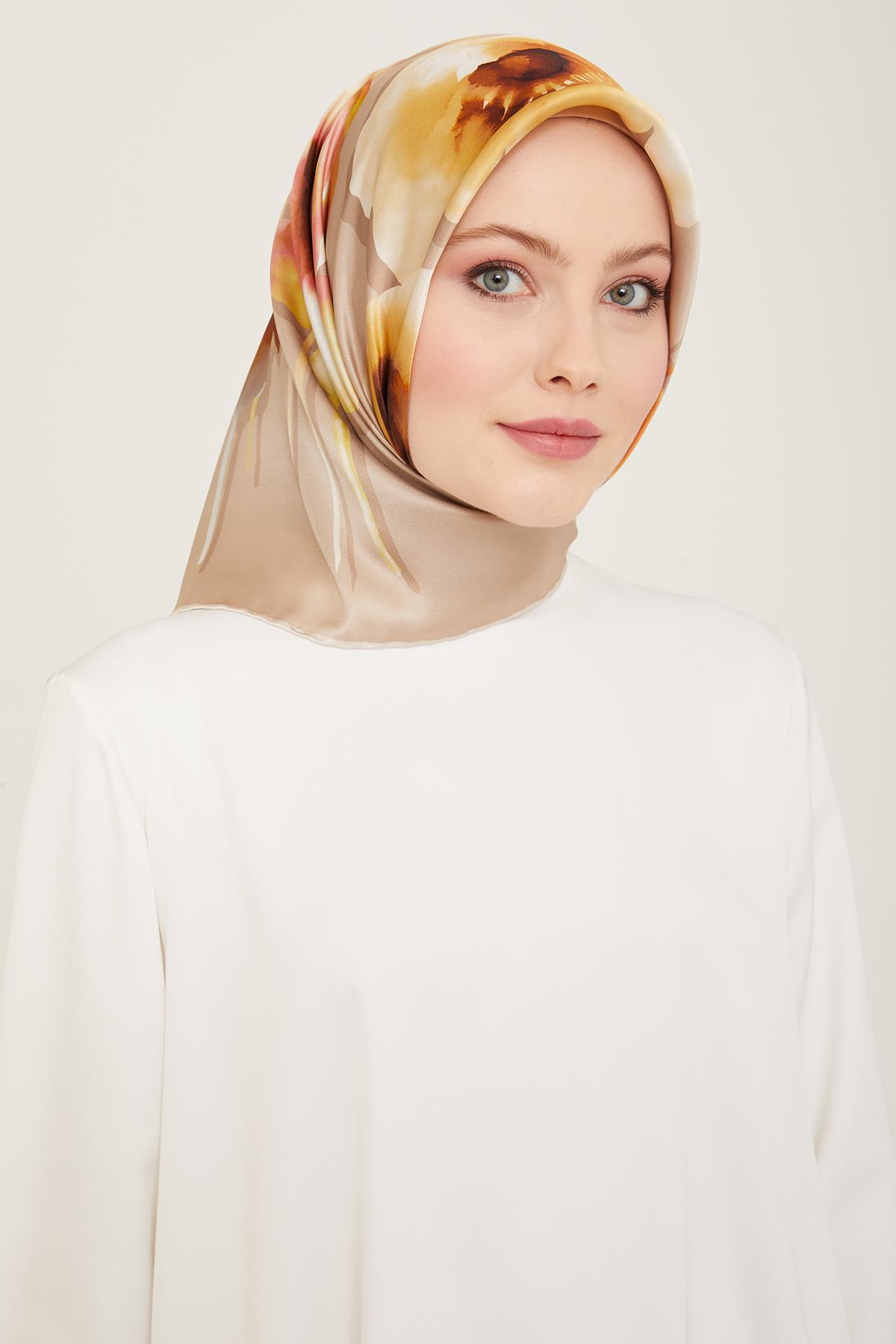 Armine Sura İpek Eşarp 9105-33