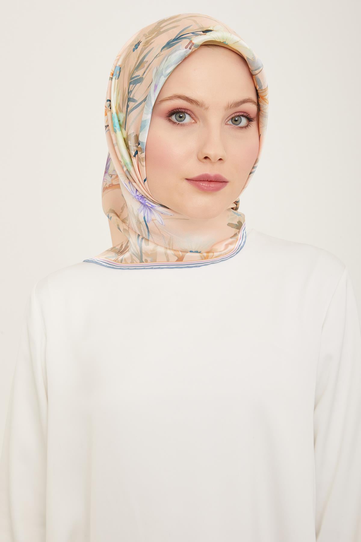 Armine Sura İpek Eşarp 9129-39