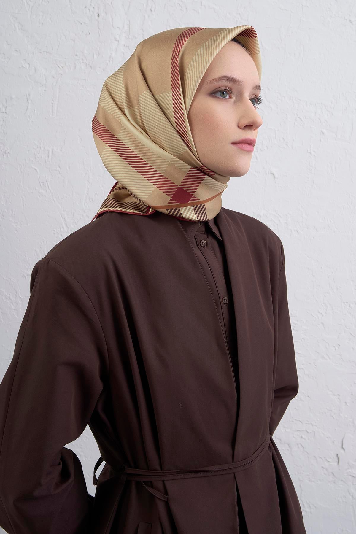 Armine Sura İpek Eşarp 9418-05