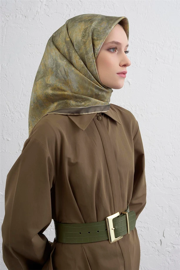 Armine Sura İpek Eşarp 9433-36