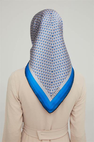 Armine 2021/22 Sonbahar Kış Serisi Geometrik Desen İpek Twill Eşarp 8634D-40