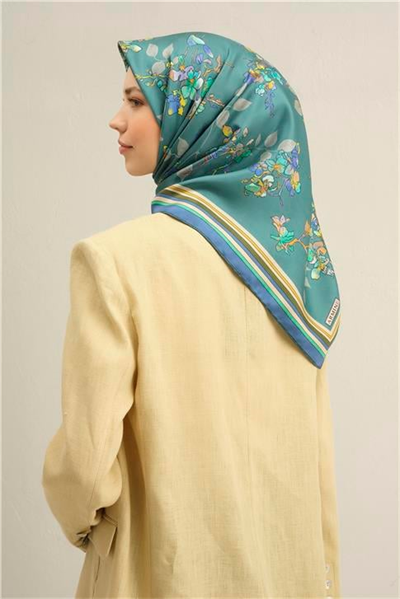 Armine Çiçek Desenli Saf İpek Twill Eşarp 9316D 32
