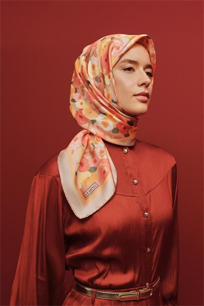 Armine Çiçek Desenli Saf İpek Sura Eşarp 9300D 55