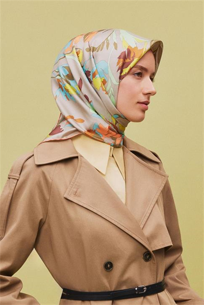 Armine Çiçek Desenli Saf İpek Sura Eşarp 9342D 02
