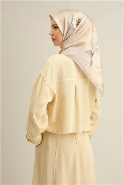 Armine Çiçek Desenli Saf İpek Twill Eşarp 9305D 82