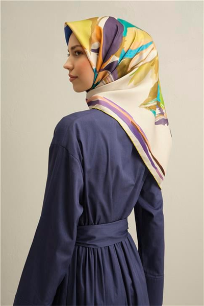 Armine Çiçek Desenli Saf İpek Twill Eşarp 9340D 05