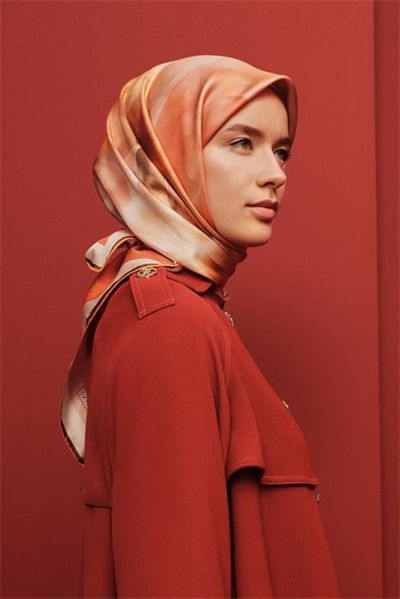 Armine Çiçek Desenli Saf İpek Twill Eşarp 9310D 33