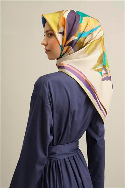Armine Çiçek Desenli Saf İpek Twill Eşarp 9340D 05