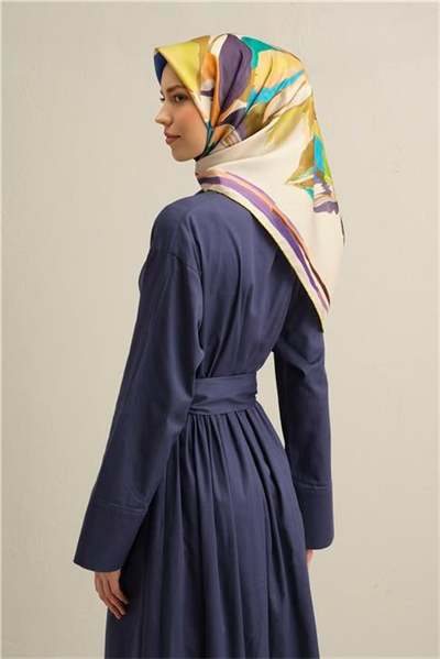 Armine Çiçek Desenli Saf İpek Twill Eşarp 9340D 05