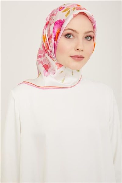 Armine Çiçek Desenli Sura İpek Eşarp 24Ya9129 85 09