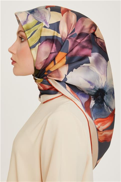 Armine Çiçek Desenli Sura Saf İpek Eşarp 9205D 84 05