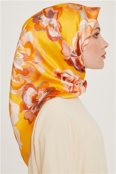 Armine Çiçek Desenli Sura Saf İpek Eşarp 9234D 01 24