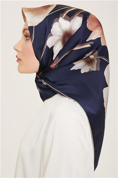 Armine Çiçek Desenli Twill İpek Eşarp 24Ya9105 32 34