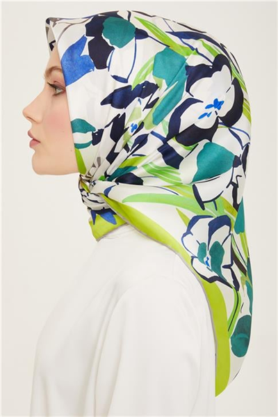 Armine Çiçek Desenli Twill İpek Eşarp 24Ya9153 52 81