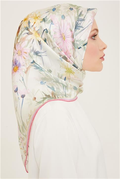 Armine Çiçek Desenli Twill İpek Eşarp 24Ya9129 38