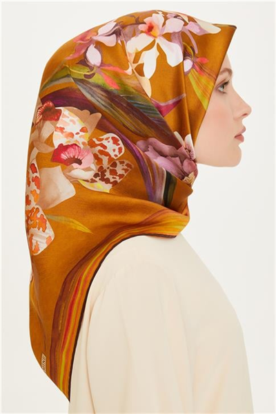 Armine Çiçek Desenli Twill Saf İpek Eşarp 9215D 34 50