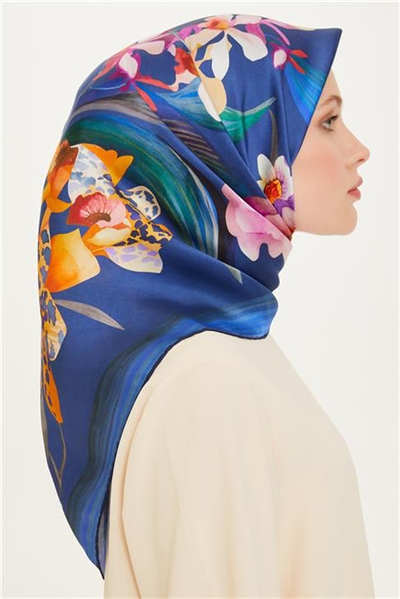 Armine Çiçek Desenli Twill Saf İpek Eşarp 9215D 34 80