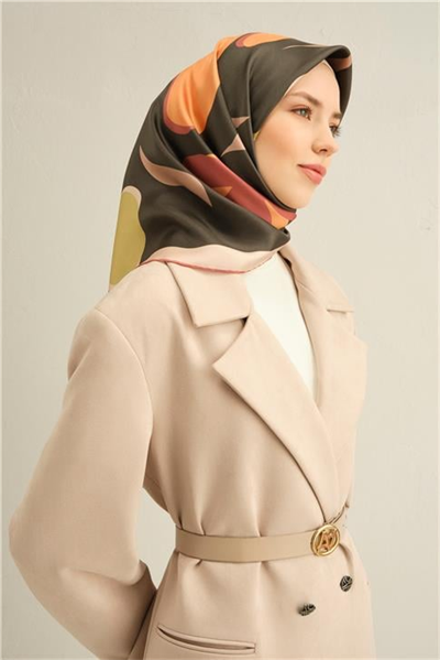 Armine Çiçek Desenli Saf İpek Twill Eşarp 9317D 82