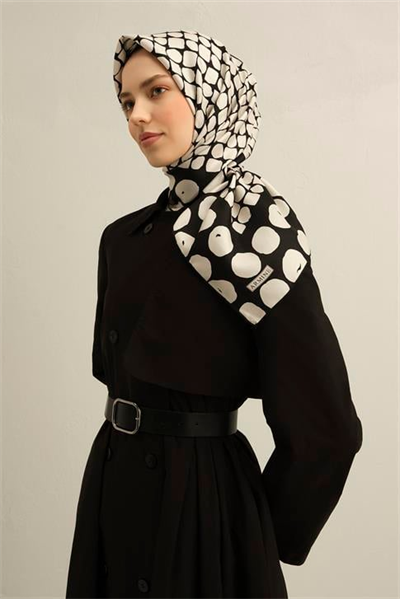 Armine Geometrik Desenli Saf İpek Twill Eşarp 9354D 80