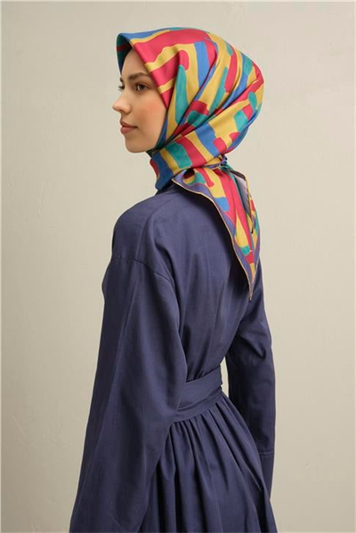 Armine Geometrik Desenli Saf İpek Twill Eşarp 9303D 50