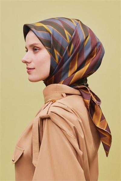 Armine Geometrik Desenli Saf İpek Twill Eşarp 9325D 21