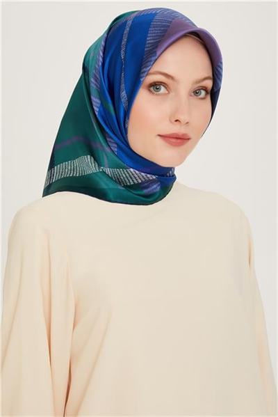 Armine Geometrik Desenli Sura Saf İpek Eşarp 9206D 82