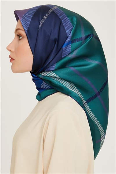 Armine Geometrik Desenli Sura Saf İpek Eşarp 9206D 82