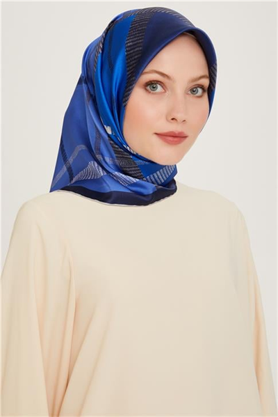 Armine Geometrik Desenli Sura Saf İpek Eşarp 9206D 84