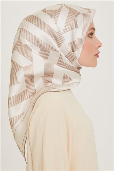 Armine Geometrik Desenli Sura Saf İpek Eşarp 9255 80 84