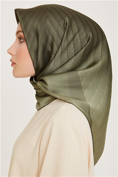Armine Geometrik Desenli Sura Saf İpek Eşarp 9237D 51