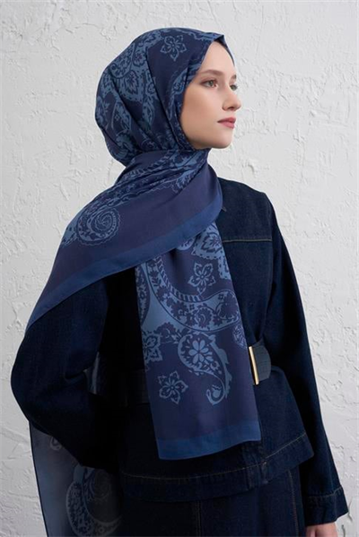 Armine İpek Tensel Etro Şal 25