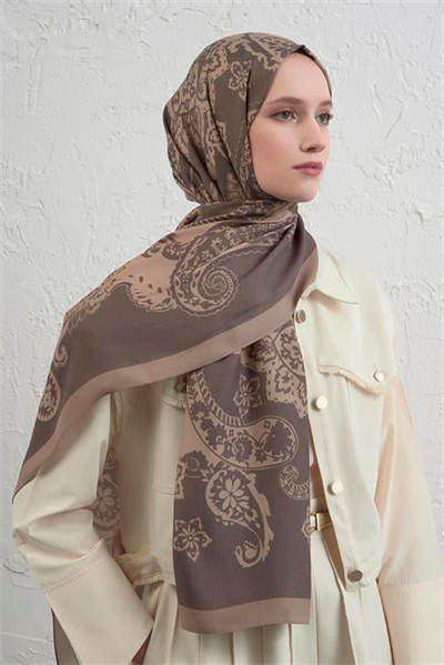 Armine İpek Tensel Etro Şal 26