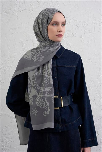 Armine İpek Tensel Etro Şal 32