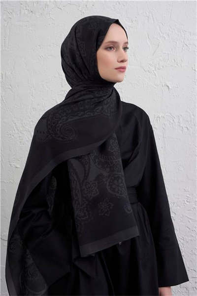 Armine İpek Tensel Etro Şal 44