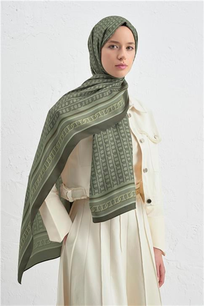 Armine İpek Tensel Monogram Şal 08