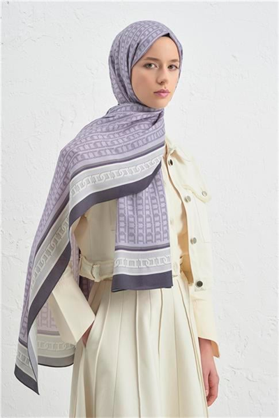 Armine İpek Tensel Monogram Şal 13