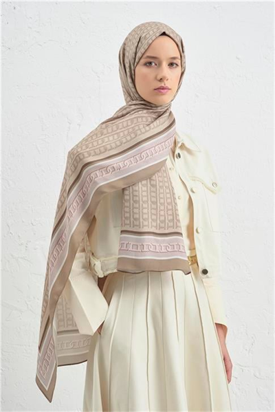 Armine İpek Tensel Monogram Şal 18