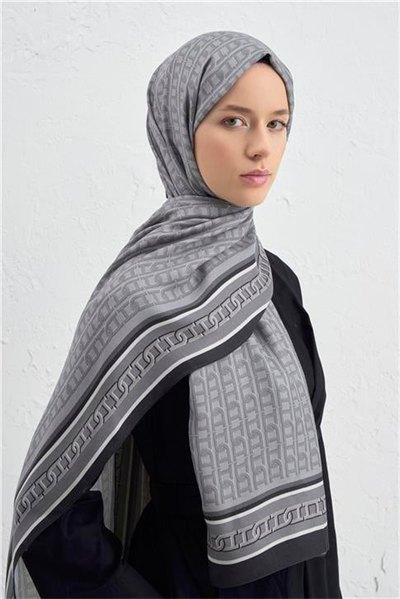 Armine İpek Tensel Monogram Şal 23